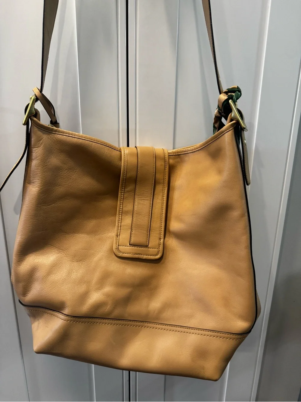 Coach tan elegant comfortable